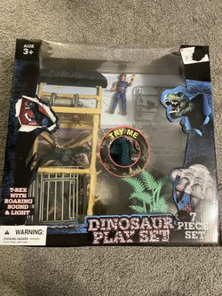 Brand New Dinosaur Play Set