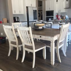 4 Chair, 1 Bench Table 
