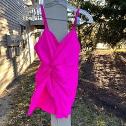 SHEIN Swim Classy Twist Front One Piece Swimsuit