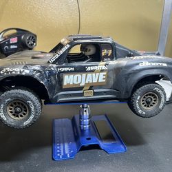 Arrma Mohave from brushless 2 batteries