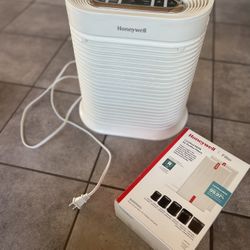 Honeywell HPA105-TGT True Hepa Air Purifier, White, Incl NEW 2-pack HEPA Filters R