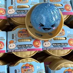 Mini Glitter Dumpling Squishy