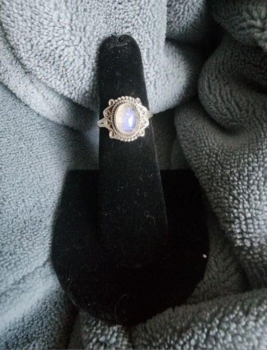 Sterling silver set moonstone ring, multiple sizes available