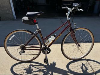Trek 720 MultiTrack Bike (Made in USA)