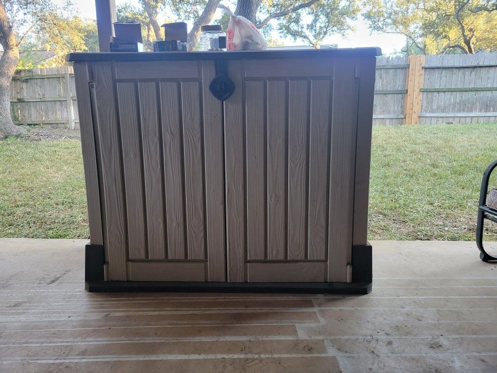 Outdoor 30 Cubic Ft Shed