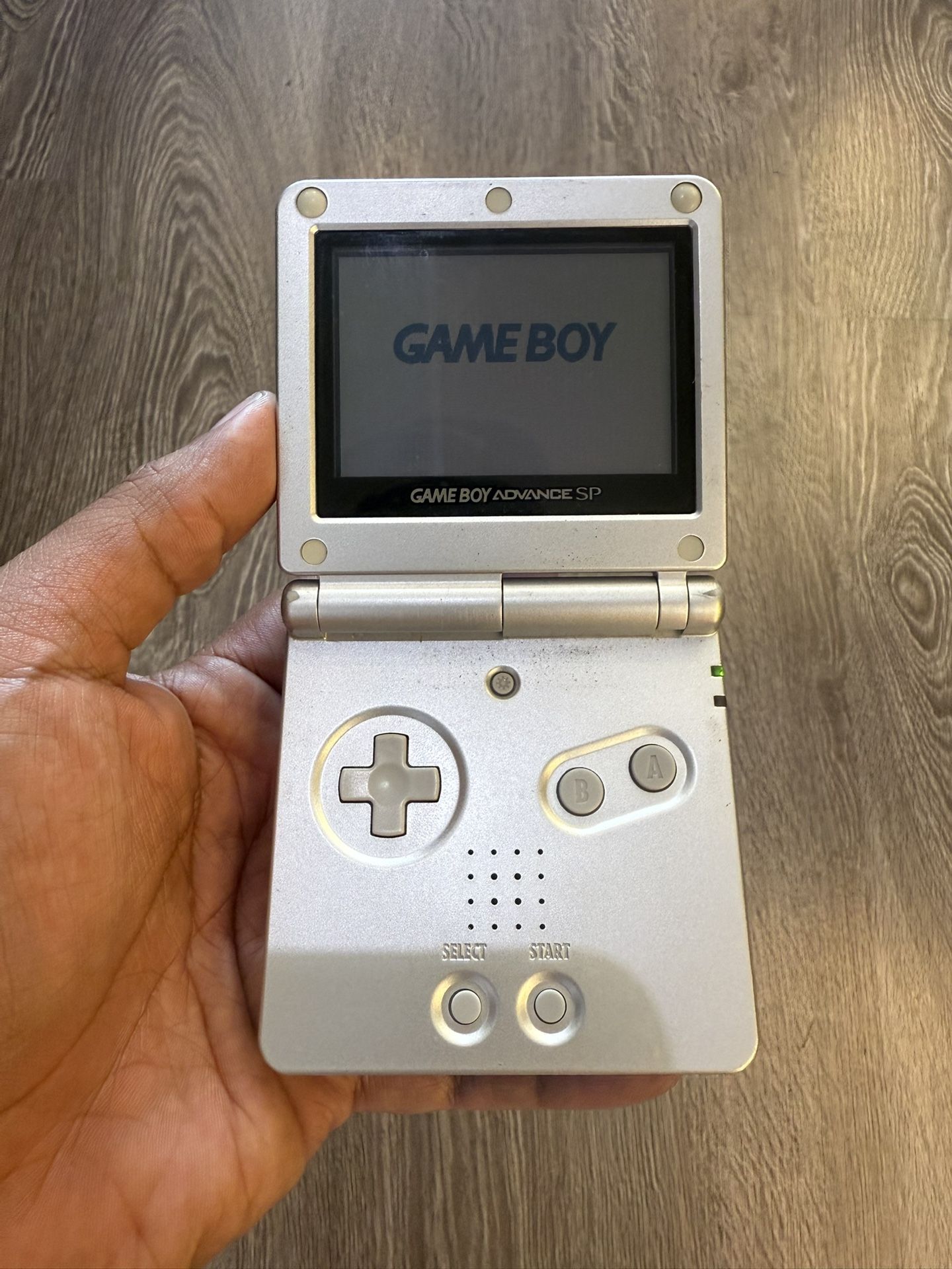 Gameboy Advance SP SILVER