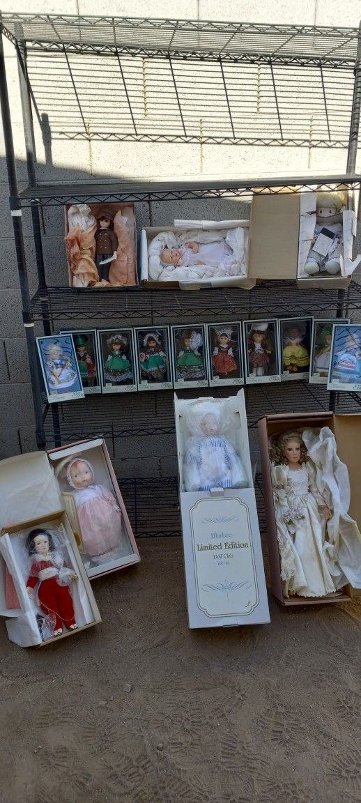 Vintage Vogue Madame Alexander Precious Moments Effanbee Doll Collection Vintage 1970s And 1980s They All Come In Their Boxes Never Played With Read D