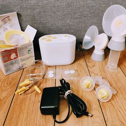 Medela breast pump complete. Fontana pickup.