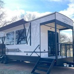 2025  Cedar Creek Cottage 40CFD 