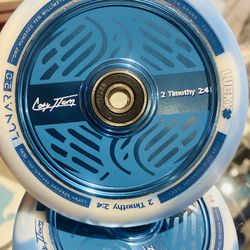 Pro Scooter - Lucky Cody Flom Wheels