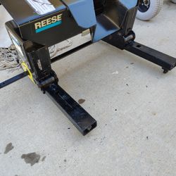 Reese 16k Slider 5th Wheel Hitch 