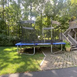 Trampoline 