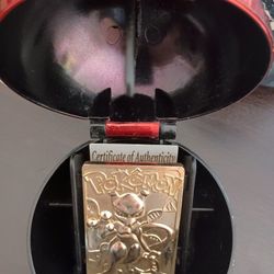 Pokemon 1999 23k Gold Plated Mewtwo/COA/Pokeball & Stand