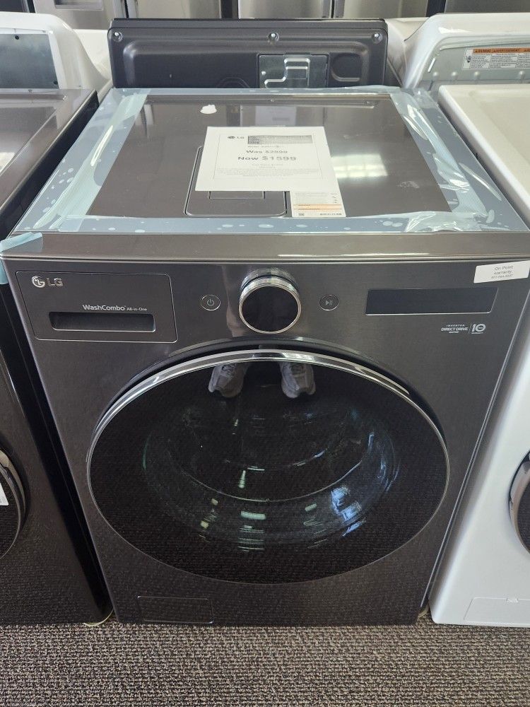 Ventless Washer/Dryer Combo LG Washcombo All In-One 5.0 cu f Mega Capacity with inverter HeatPump Technology and-direct Drive Motor