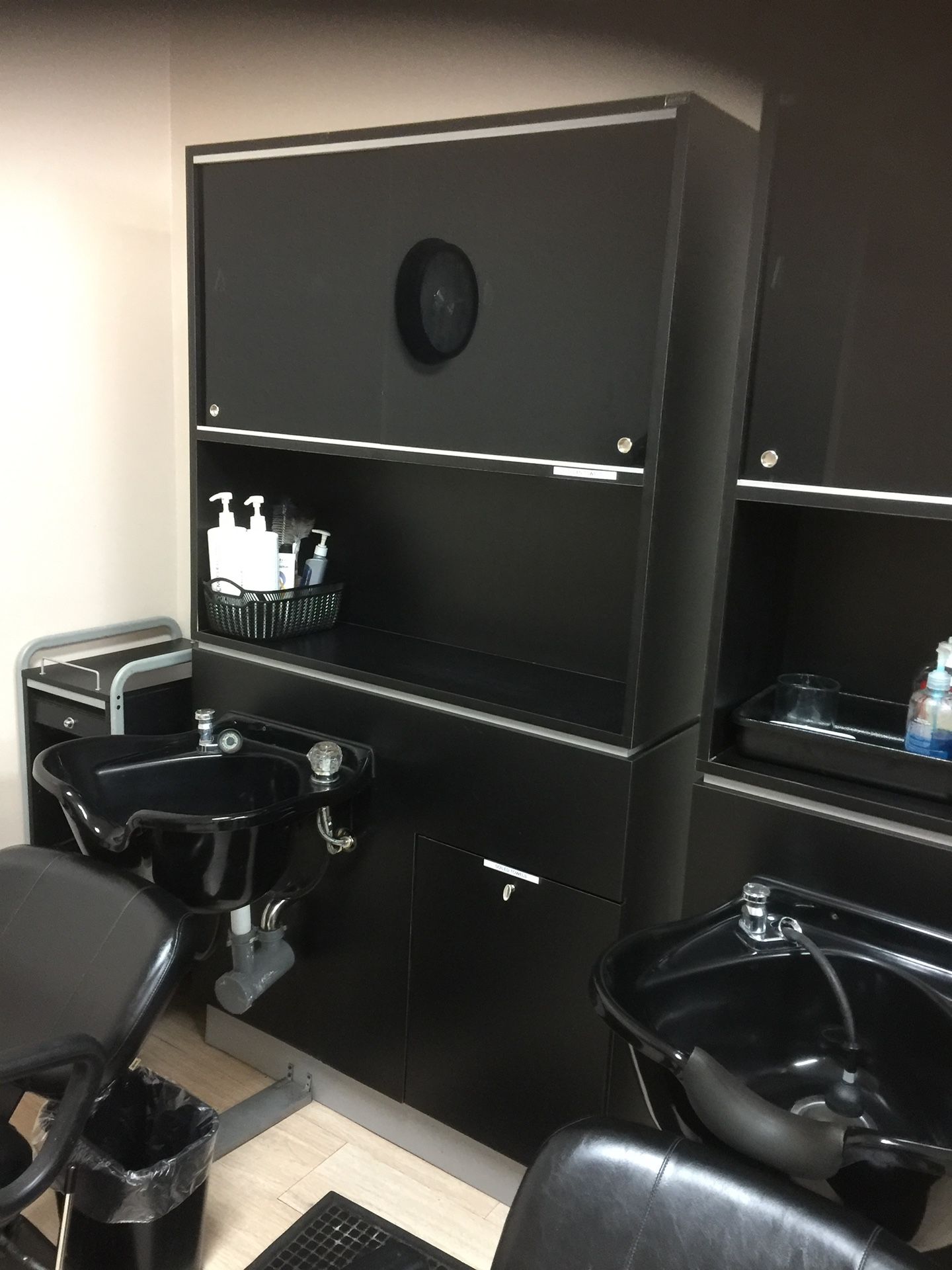 Hair Washing Station for Sale in Los Angeles, CA - OfferUp