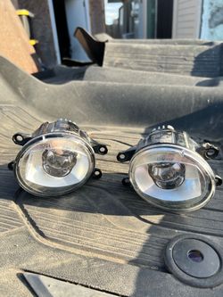 LED 2020 TUNDRA OEM FOG lights