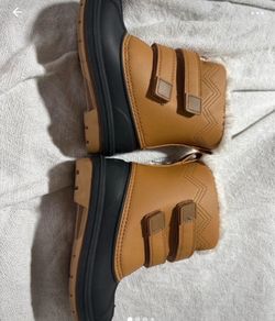 9C Cat & Jack Kids Winter Snow Boots Tan Velcro