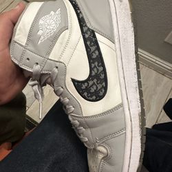 Nike Air Jordan 1 Dior