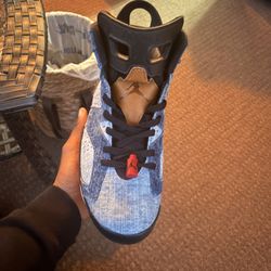 jordan 6s askin. $180