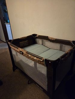 Graco pack n play