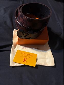 Louis V belt Brown on Black