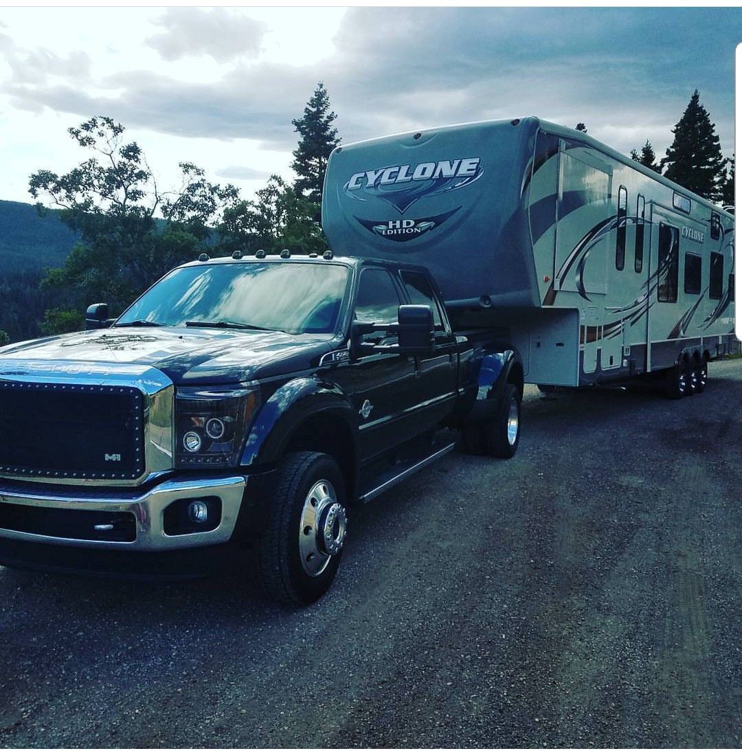2011 heartland cyclone 3612 toy hauler