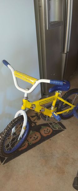 16 minion bicycle with training wheels