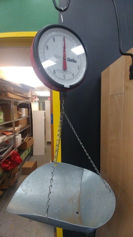 Vintage Hanging Scale, Works Great