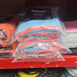 Dreadnought Max Microfiber