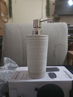 Soap/lotion dispenser