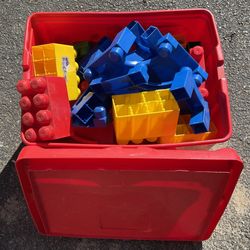 Mega Bloks And Tote