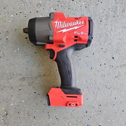 Milwaukee M12 & M18 Tools
