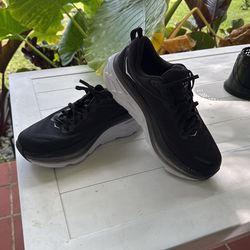 HOKA BONDI 8 Shoes