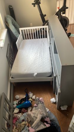 Toddler bed/Full bed
