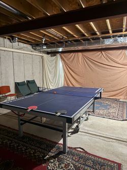 Ping pong table