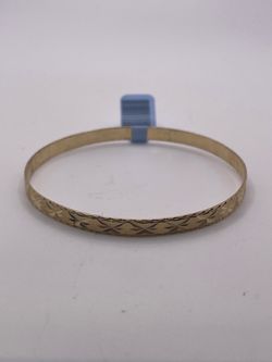 14kt bangle solid