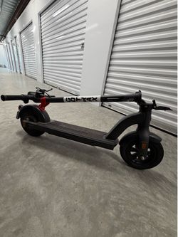 Electric scooter