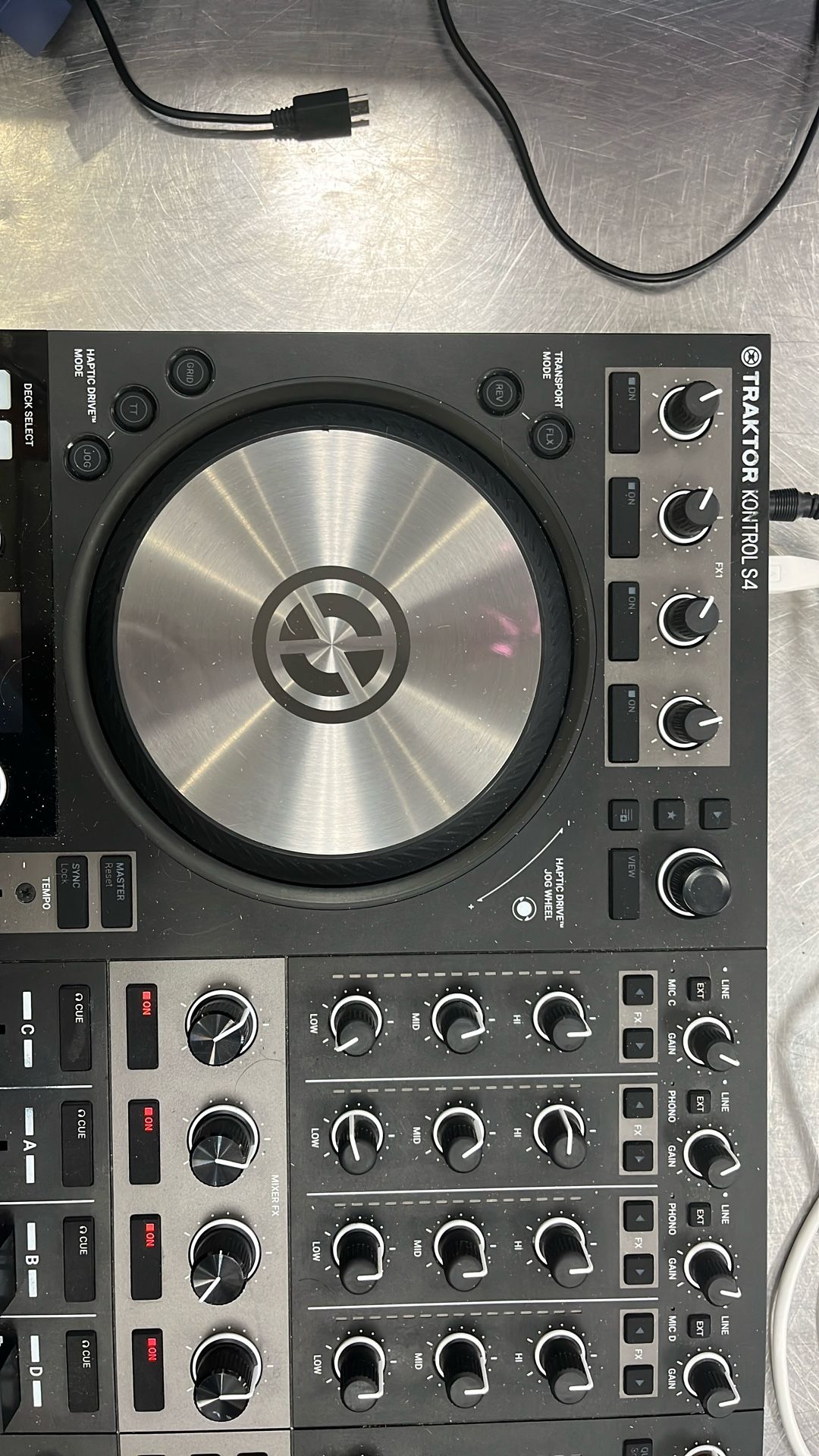 Traktor Dj Mixer