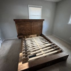 Full Size Bedframe 