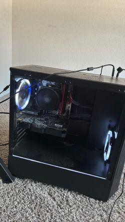 Gaming PC With Setup
