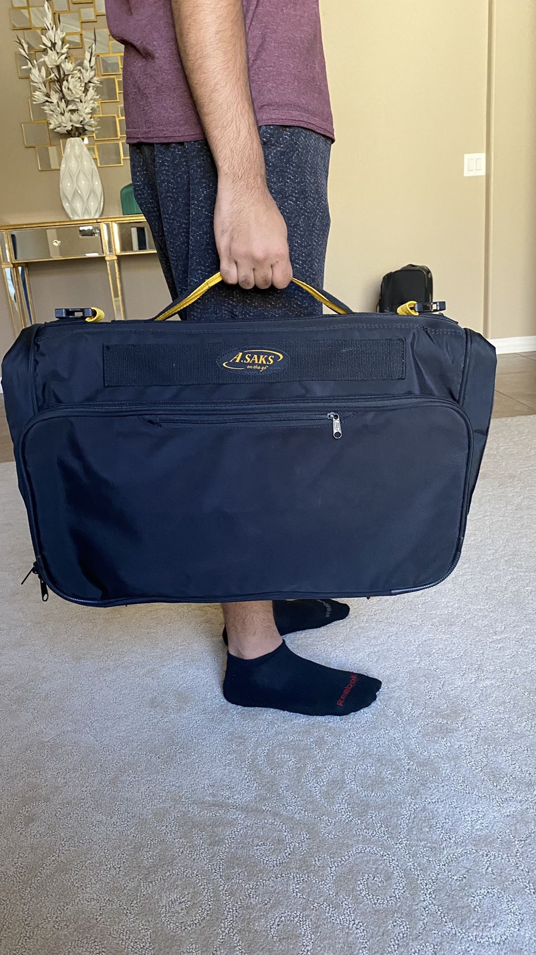 Garment Bag - Brand New - Black