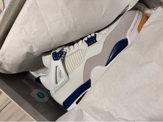 Jordan 4 Navy SB