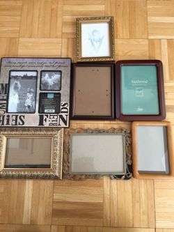 Lot of picture frames