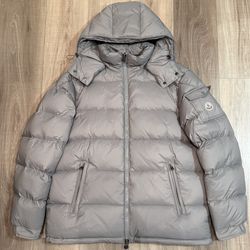 MONCLER 