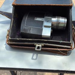 Vintage Bell & Howell Zoomatic 8mm Movie Camera Director Series