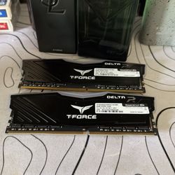 TEAMGROUP T-Force Delta RGB DDR4 16GB (2x8GB) 3200MHz (PC4-25600) CL16 Desktop Memory Module ram Black - TF3D416G3200HC16CDC01