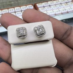 10k W/G 0.50CTW VS 💎 DIAMOND EARRINGS