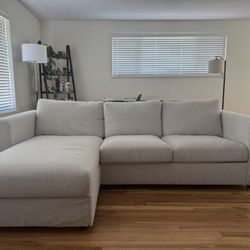 Couch 2-piece with chaise