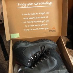 Shoes, Women’s 7
