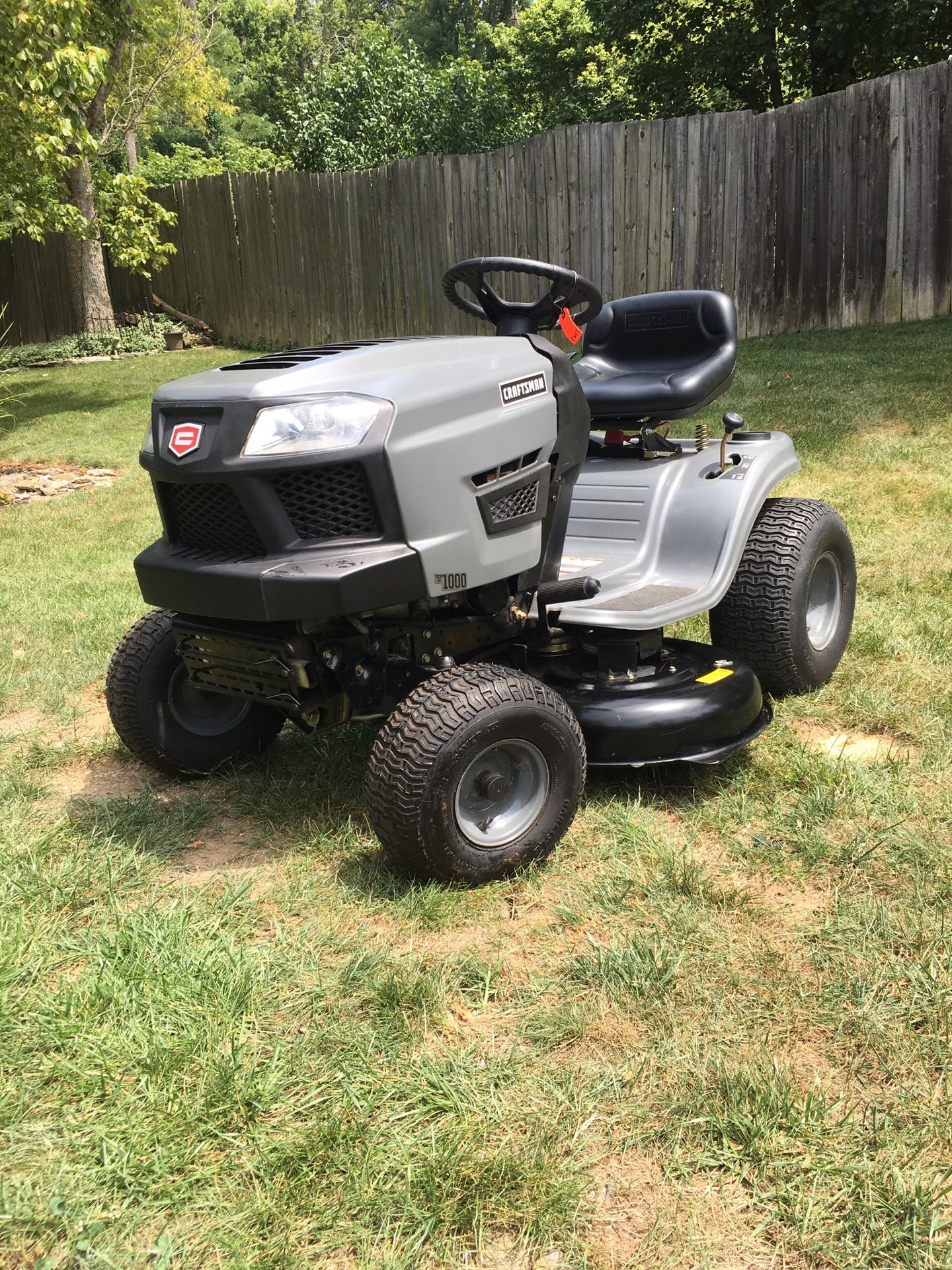 Craftsman T1000 Mower *originally 1250* for Sale in Cincinnati, OH